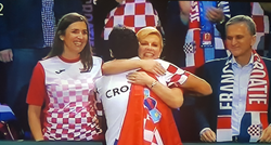 Kolinda ogrnula Čilića hrvatskom zastavom nakon povijesne pobjede